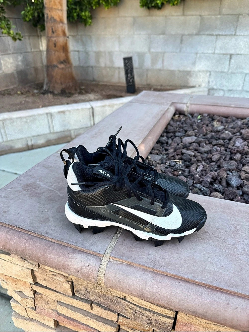 Nike Alpha Youth Baseball Cleats Black/White US 3Y